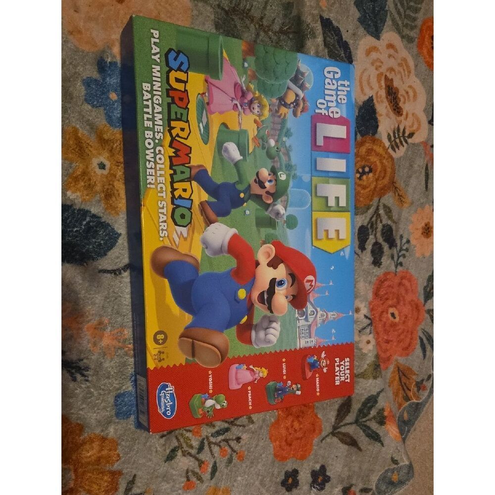 NWT-Hasbro Super Mario Game of Life Box - Red, Blue, Green, Yellow
